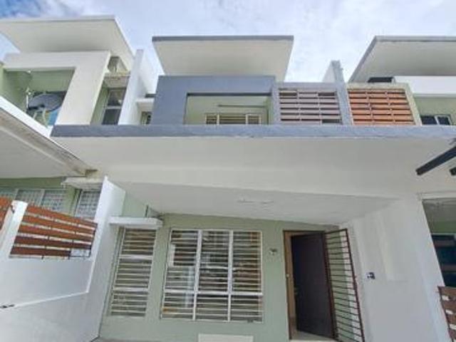Terraced House for sale in Langat, Selangor