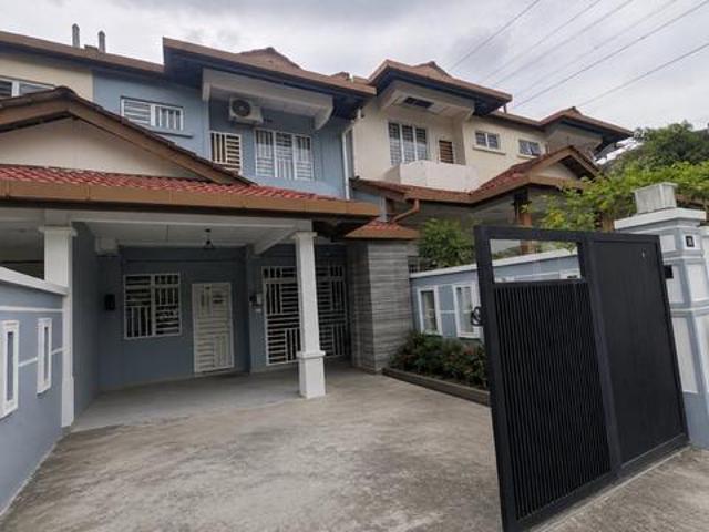 Terraced House for sale in Tanjong Sepat, Selangor