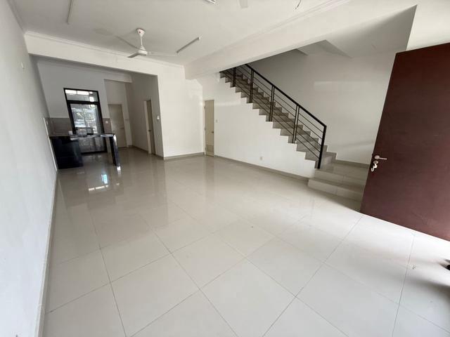 Terraced House for sale in Sungai Buloh, Shah Alam