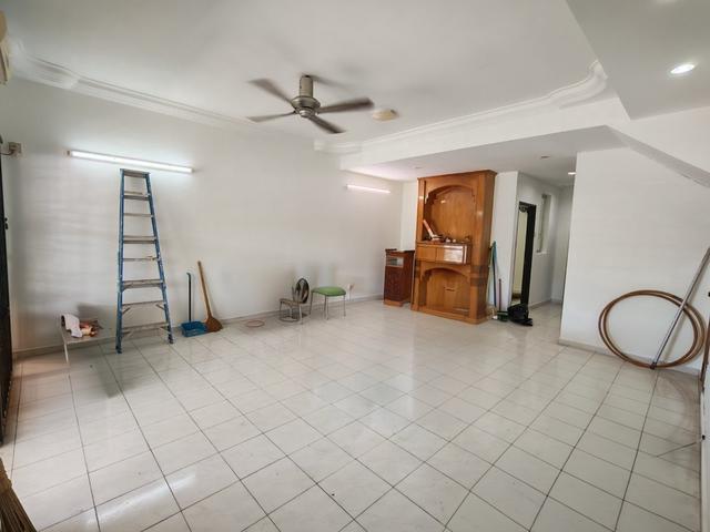 Terraced House for rent in Wellesley, Penang