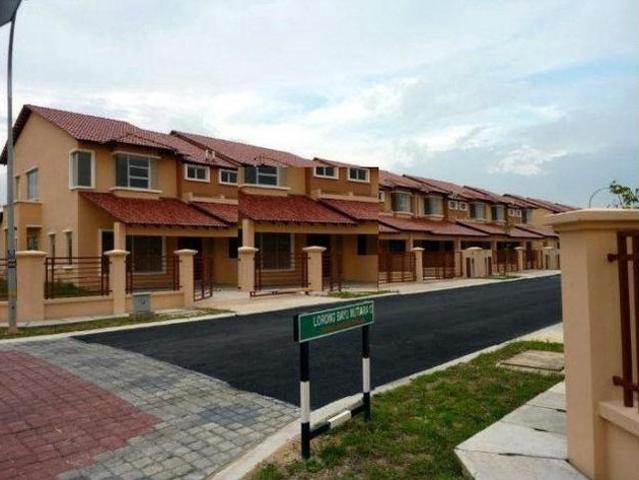 Terraced House for sale in Wellesley, Penang