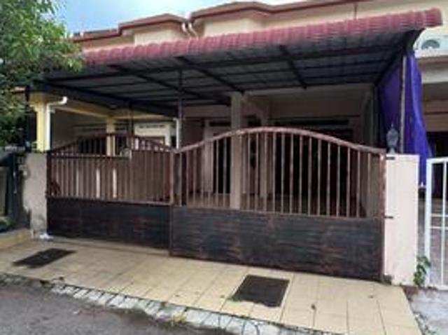 Terraced House for sale in Banting, Selangor