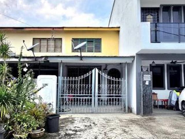 Terraced House for sale in Langat, Selangor