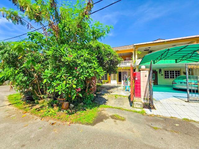 Terraced House for sale in Country Heights Damansara, Kuala Lumpur