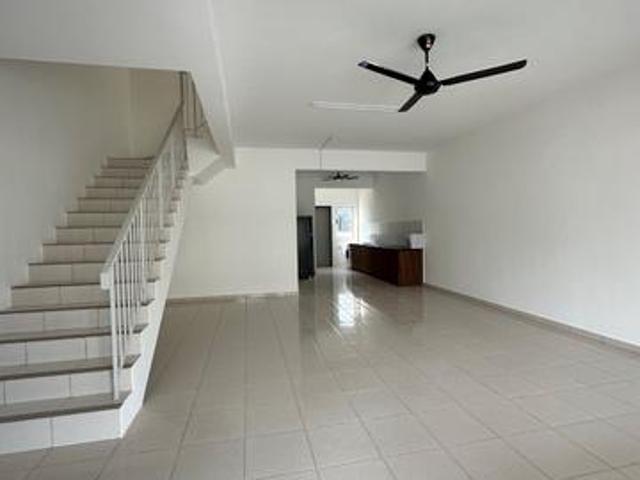 Terraced House for sale in Tanjong Sepat, Selangor