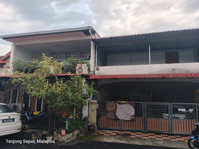 Terraced House for sale in Tanjong Sepat, Selangor