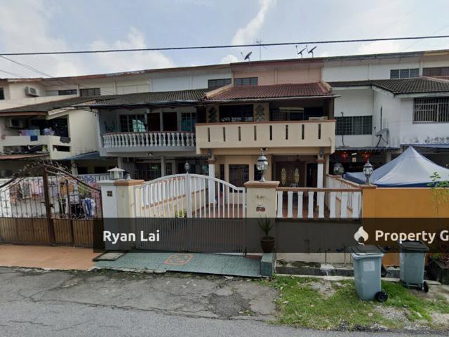 Terraced House for rent in Country Heights Damansara, Kuala Lumpur