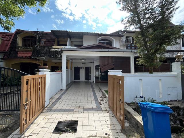 Terraced House for rent in Langat, Selangor