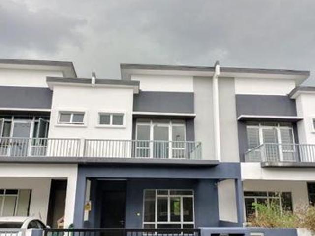 Terraced House for sale in Tanjong Sepat, Selangor