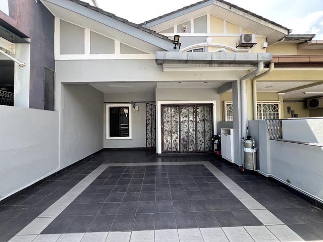 Terraced House for rent in Country Heights Damansara, Kuala Lumpur
