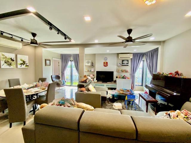 Terraced House for sale in Petaling, Subang Jaya