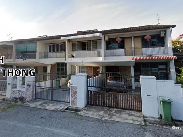 Link House for sale in Pulau Tikus