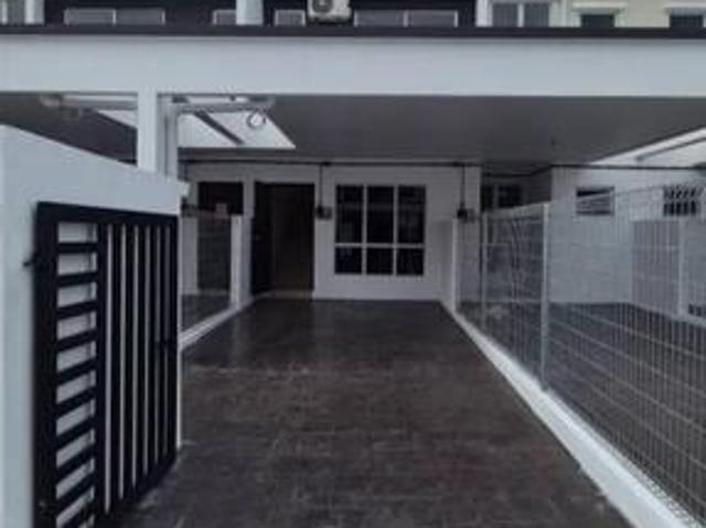 Townhouse for rent in Sendayan Village, Negeri Sembilan