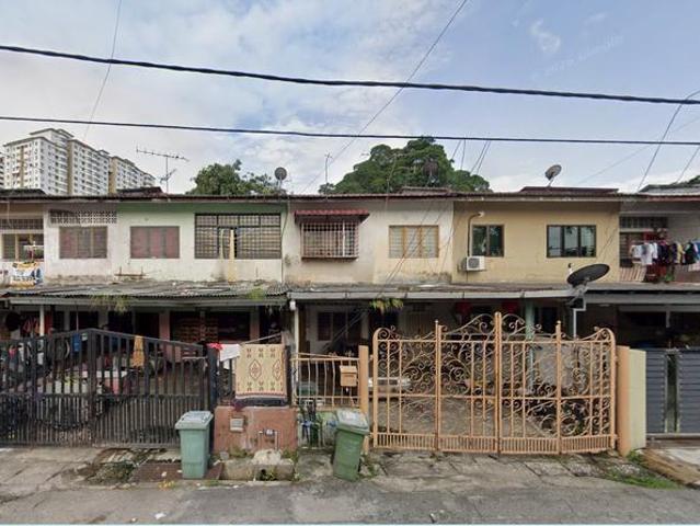 Townhouse for sale in Country Heights Damansara, Kuala Lumpur