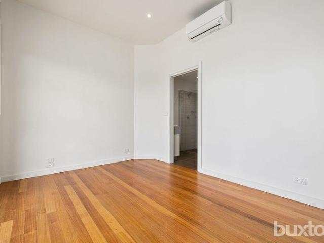 Townhouse for rent in Camerons Creek, Victoria