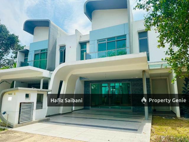 Terraced House for sale in Tanjong Sepat, Selangor
