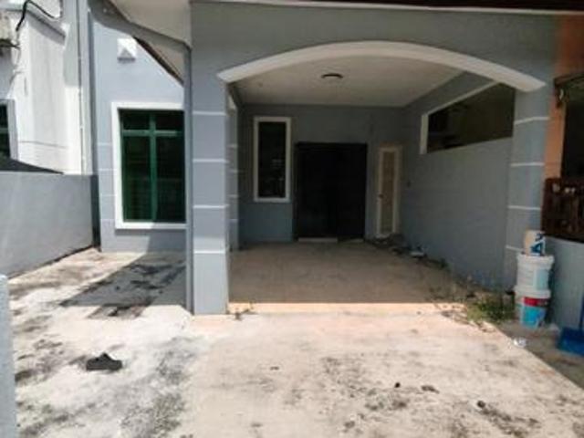Terraced House for rent in Tanjong Sepat, Selangor