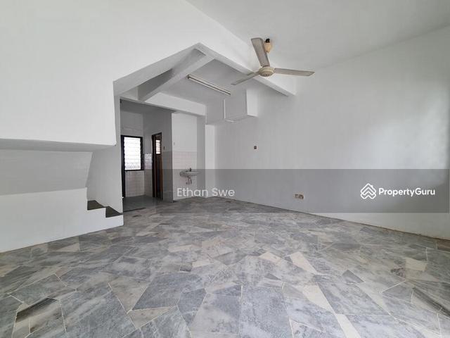 Terraced House for sale in Langat, Selangor
