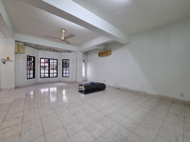 Terraced House for sale in Petaling, Damansara Damai