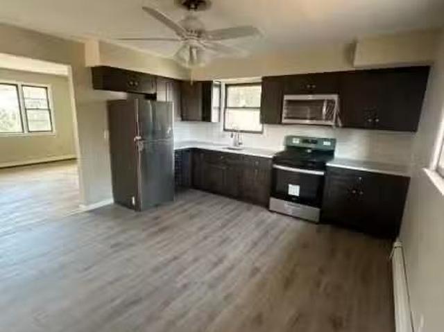 Condo for rent in Clifton