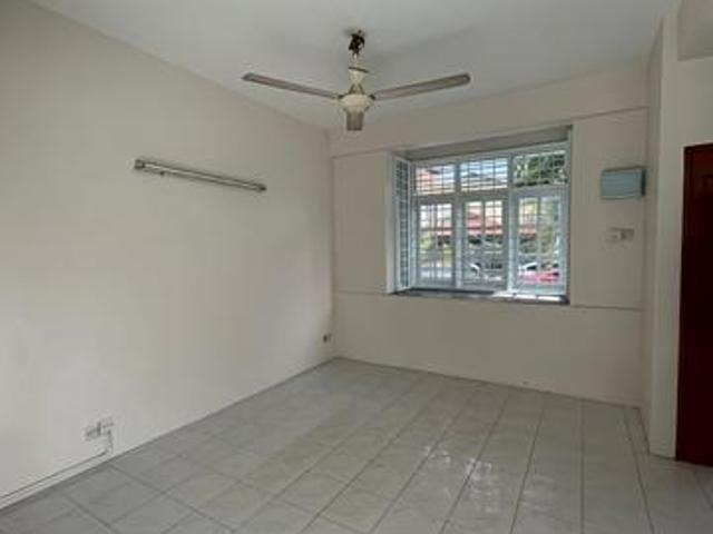 Townhouse for sale in Georgetown, Penang