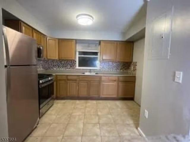 Condo for rent in Irvington