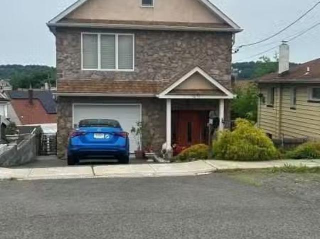 House for rent in Paterson