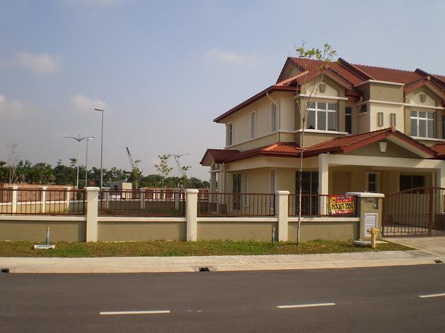 Terraced House for sale in Alam Impian, Selangor