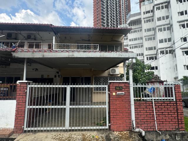 Terraced House for rent in Country Heights Damansara, Kuala Lumpur