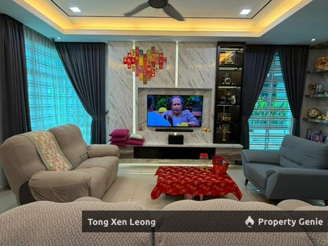 Residential House for sale in Malaka