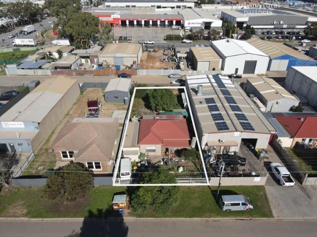 Warehouse for sale in Horseshoe Creek, South Australia