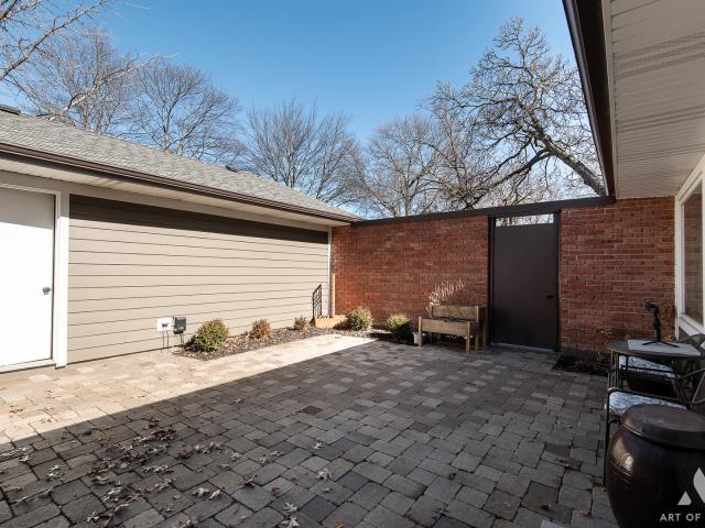 Property for sale in Rolling Meadows, Illinois