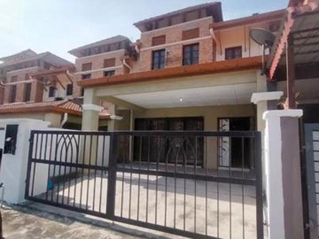 Terraced House for rent in Petaling, Alam Impian