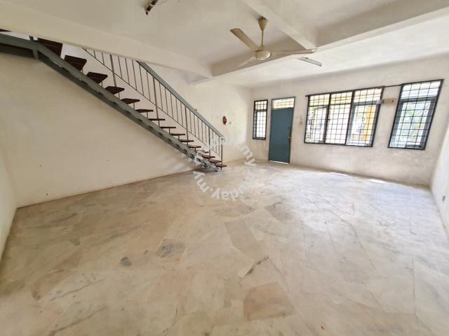 Terraced House for sale in Petaling, Subang Jaya
