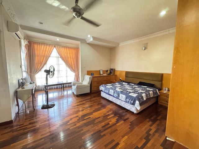 Bungalow for sale in Selayang, Selangor