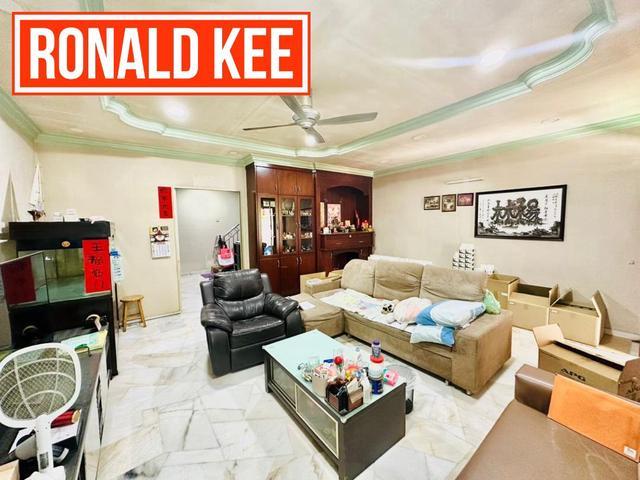 Terraced House for sale in Georgetown, Penang