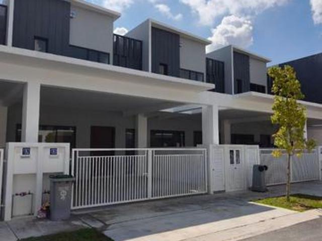 Terraced House for sale in Bandar Sri Sendayan, Seremban