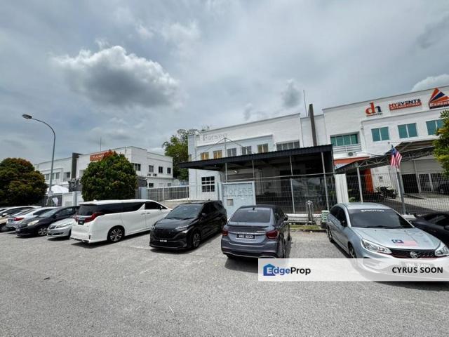 Warehouse for rent in Petaling, Subang Jaya