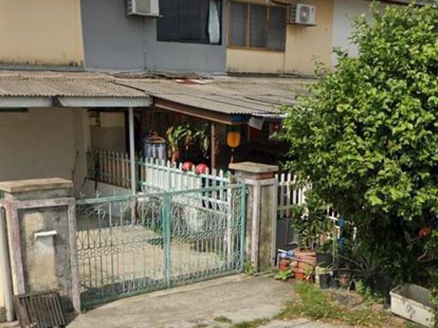 Terraced House for sale in Seri Kembangan, Majlis Bandaraya Subang Jaya