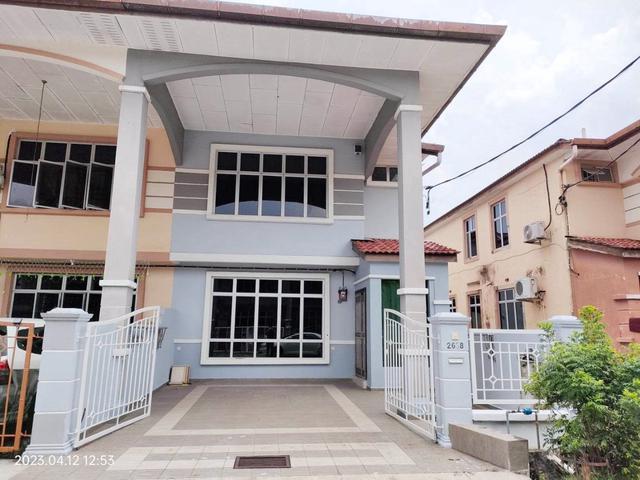 Terraced House for rent in Malaka