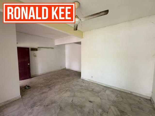 Terraced House for sale in Georgetown, Penang