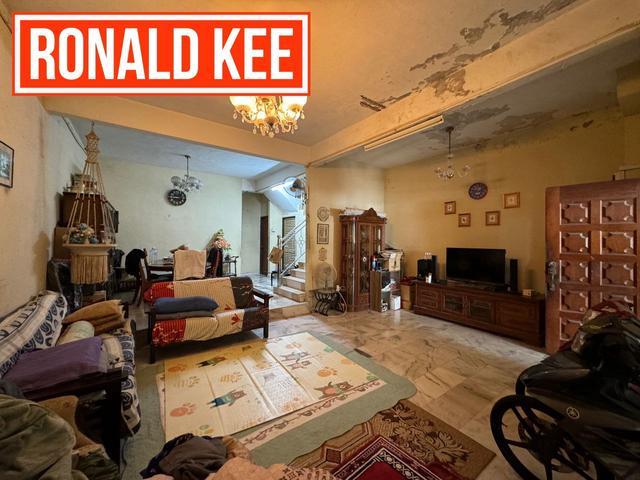 Terraced House for sale in Timur Laut, George Town
