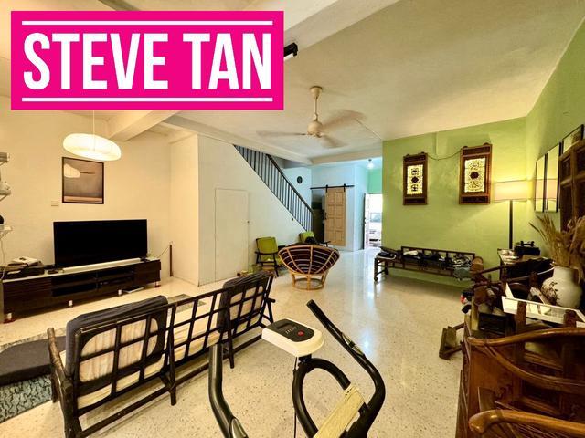 Terraced House for sale in Georgetown, Penang
