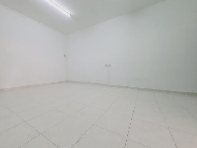 Terraced House for sale in Malaka