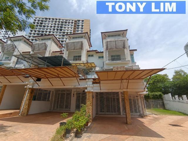 Terraced House for rent in Barat Daya, George Town