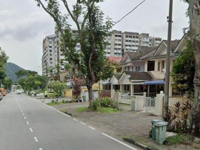 Terraced House for sale in Mukim 13, Georgetown