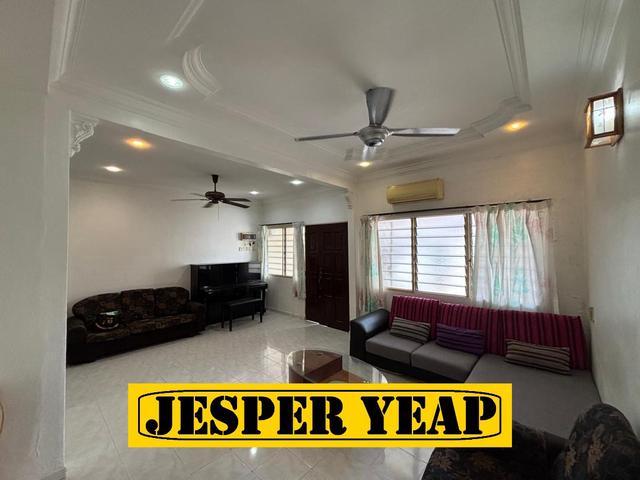 Terraced House for rent in Greenlane Heights, George Town