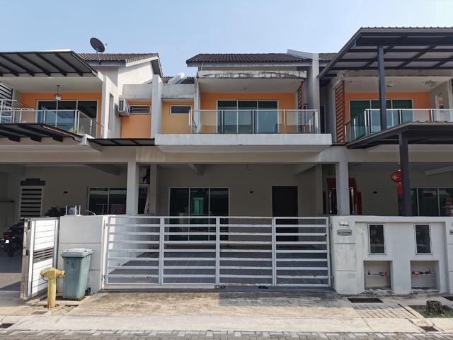 Terraced House for sale in Wellesley, Penang