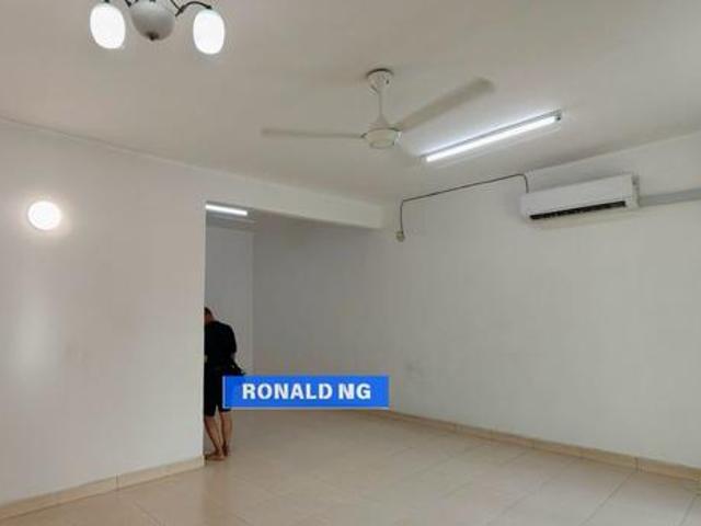 Terraced House for rent in Georgetown, Penang