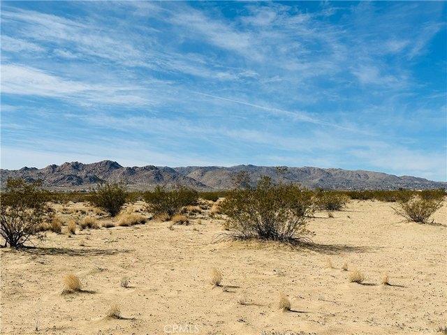 Land for sale in Joshua Tree, California